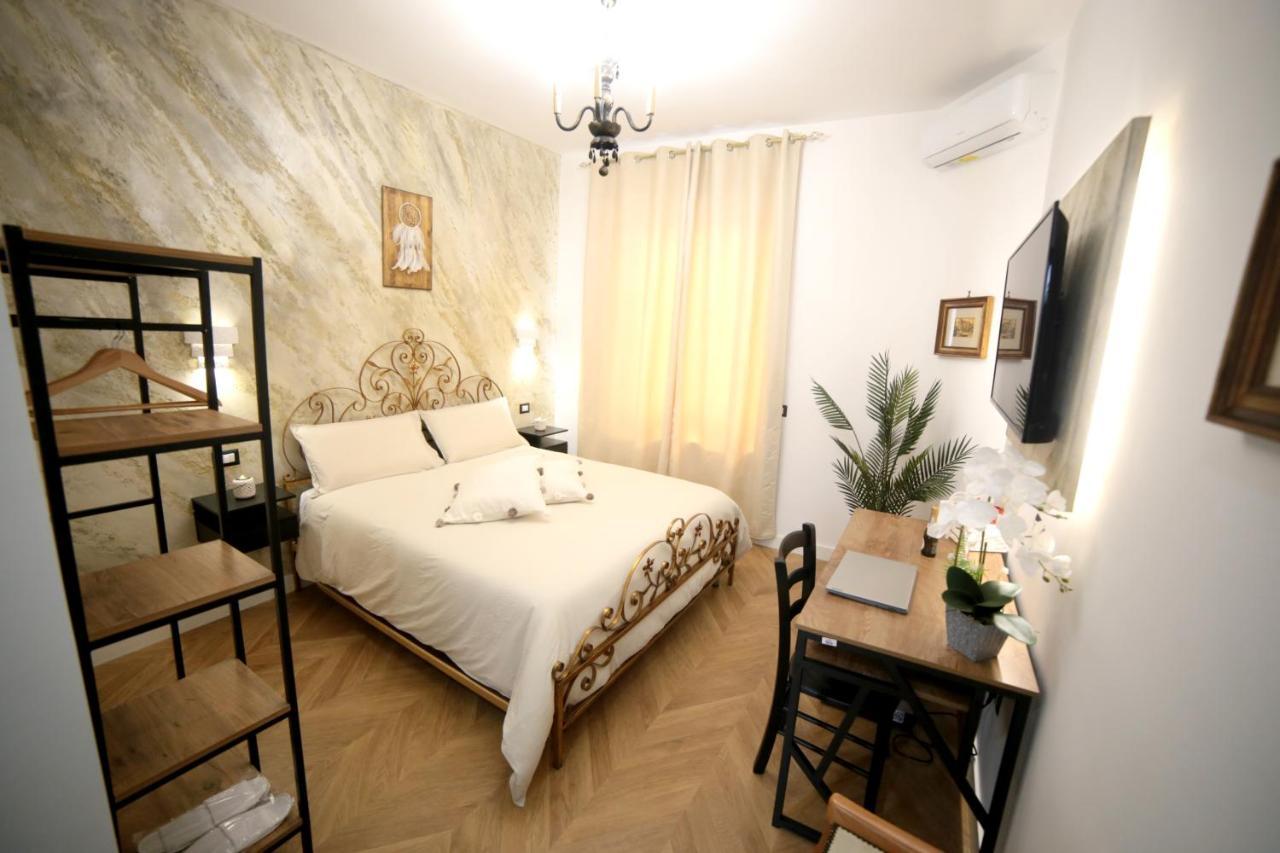 Roma Imperial Suites Exteriör bild