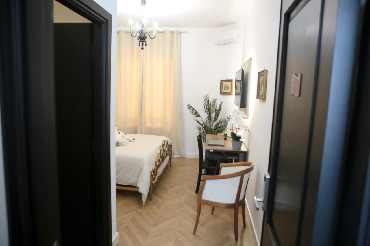 Roma Imperial Suites Exteriör bild